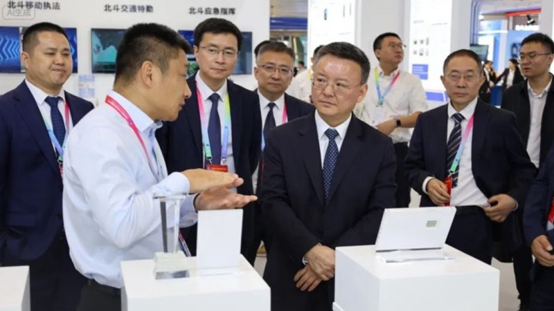 北斗峰会｜金维集电产品全线焕新，助推北斗应用迈向"智联时空"